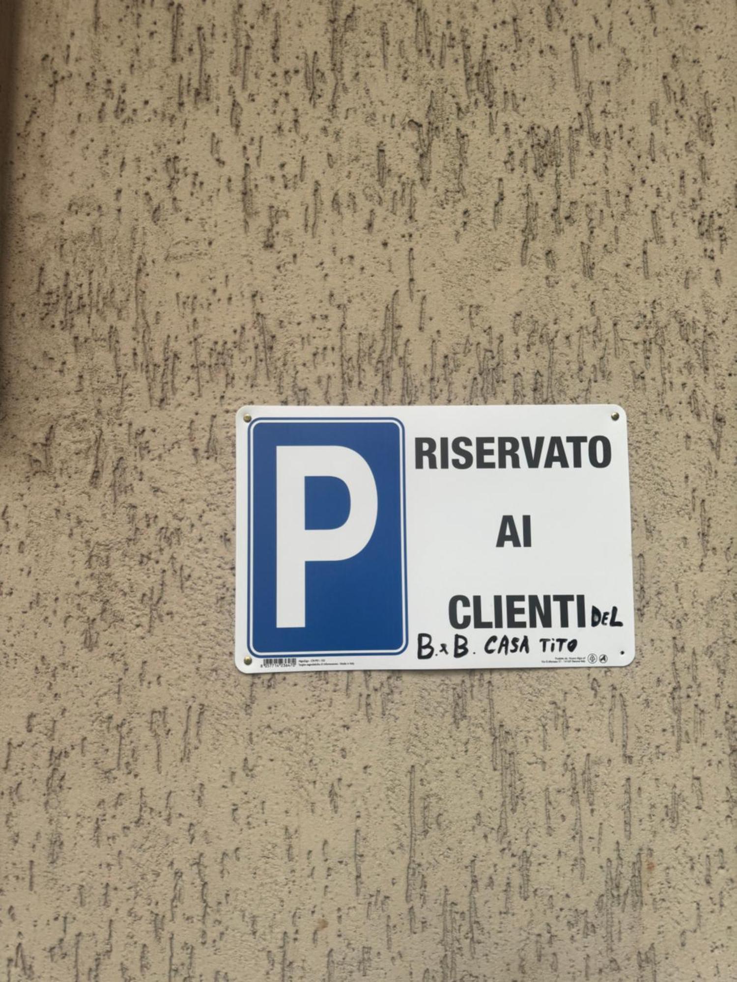 Casa Tito - Accogliente Monolocale A Due Passi Dalla Stazione Cesano Maderno Eksteriør billede
